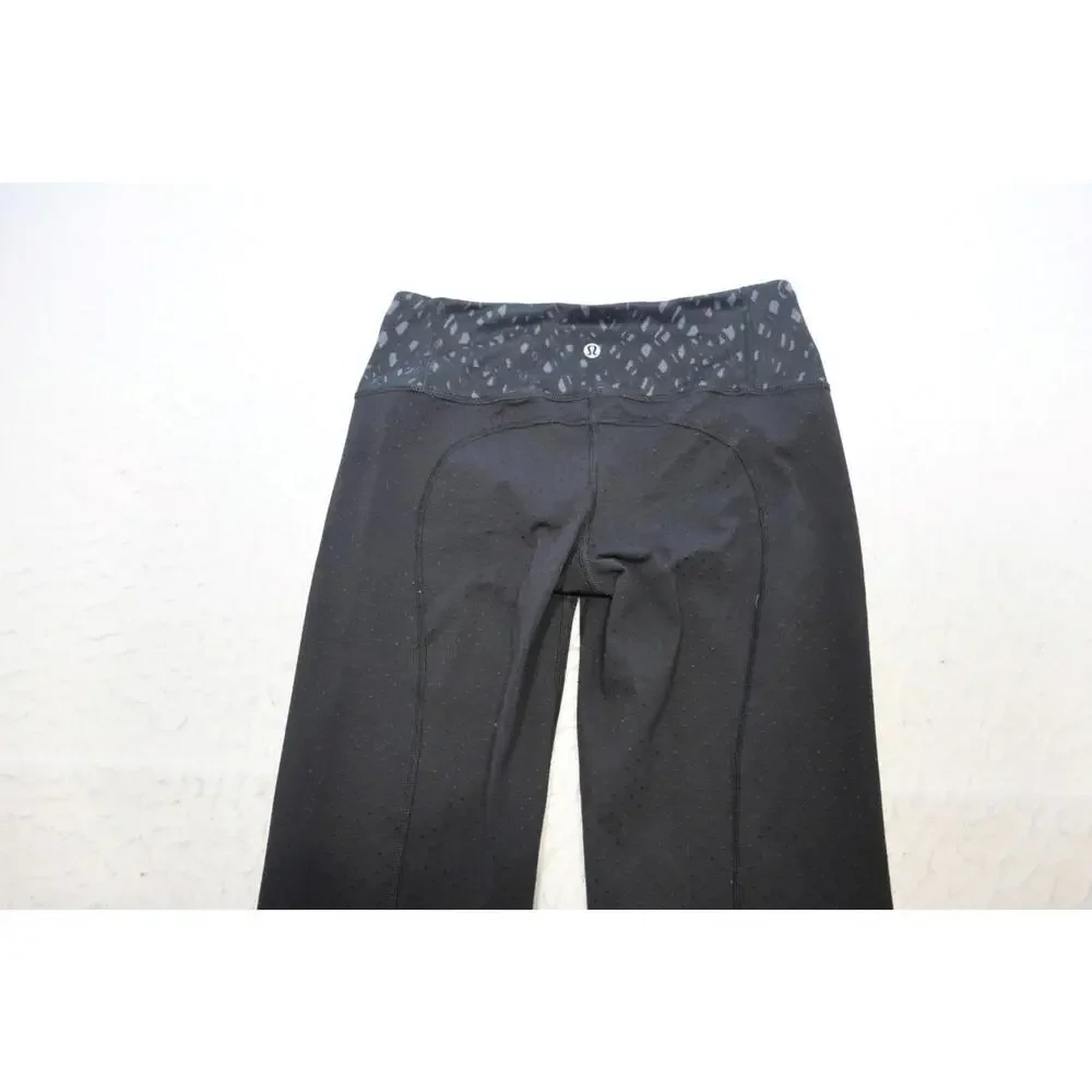 Lululemon Leggings Compression Athletic Yoga Capri‎ Pants Womens Size 4
